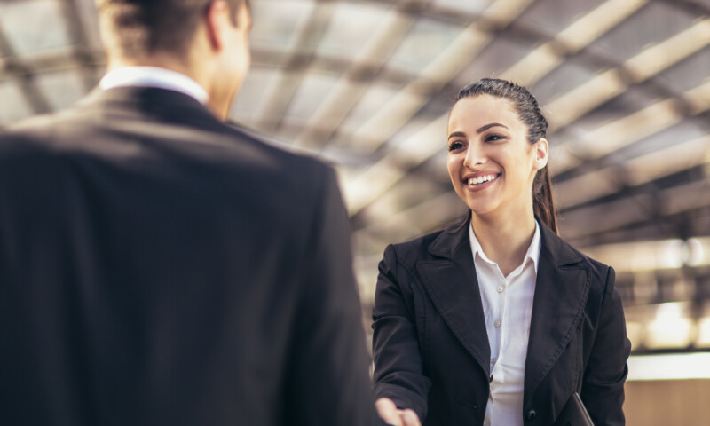 Player-Recruiter-In-Arena