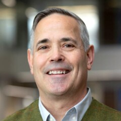 Steve Leonard headshot