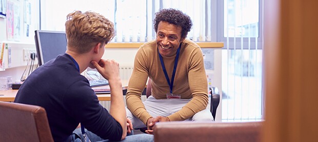 Man-counciling-young-man