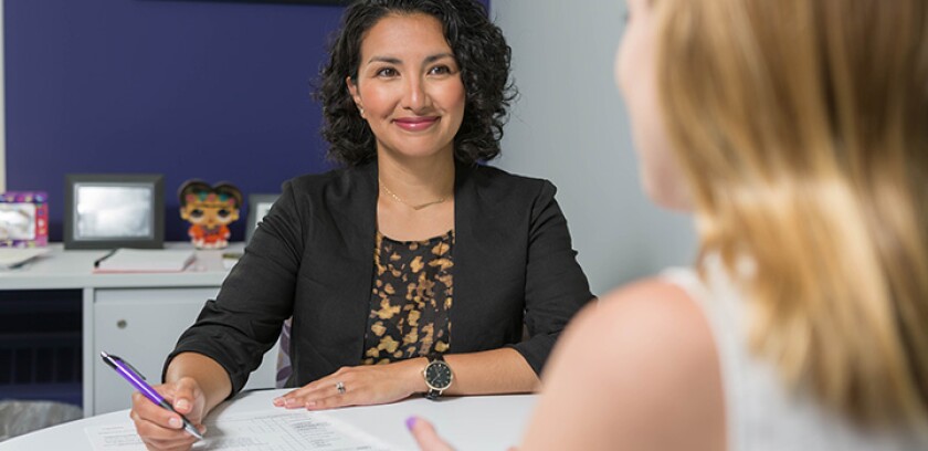 Medill advisor works with student in career session
