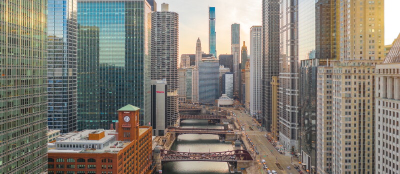 Eastward-looking shot of buildings lining the Chicago River.
