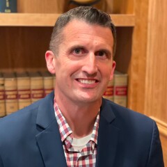 Professor Jason Batts