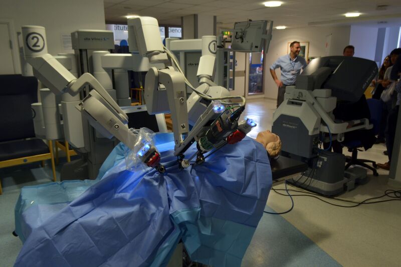Medical facility with large medical robotic devices