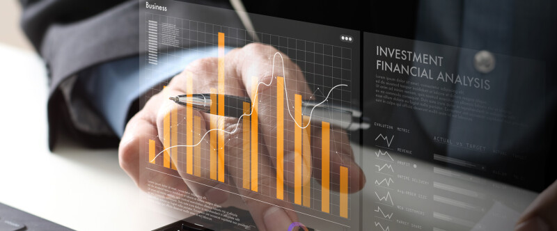 financial analyst chart for investments