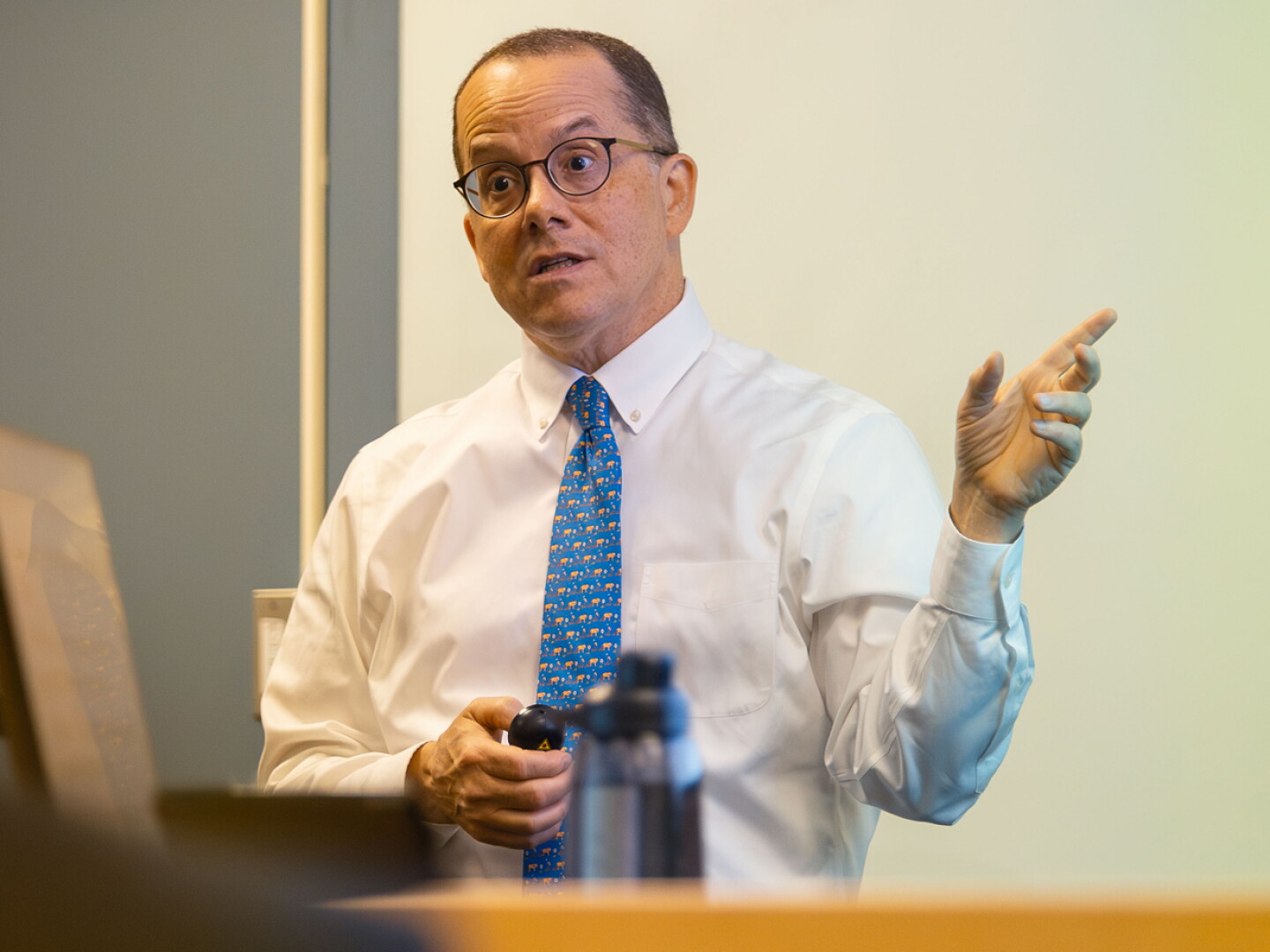 U of I Law faculty speaking in a lecture hall