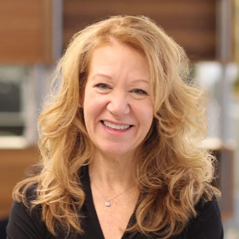 Elizabeth Hollenberg, Chief Executive Officer at Everspring
